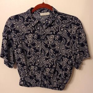 Paper Crane cropped blouse size small